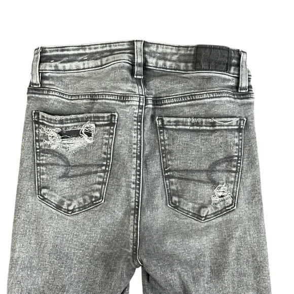 American Eagle Outfitters Light Gray Distressed Skinny Jeans - Picture 3 of 5
